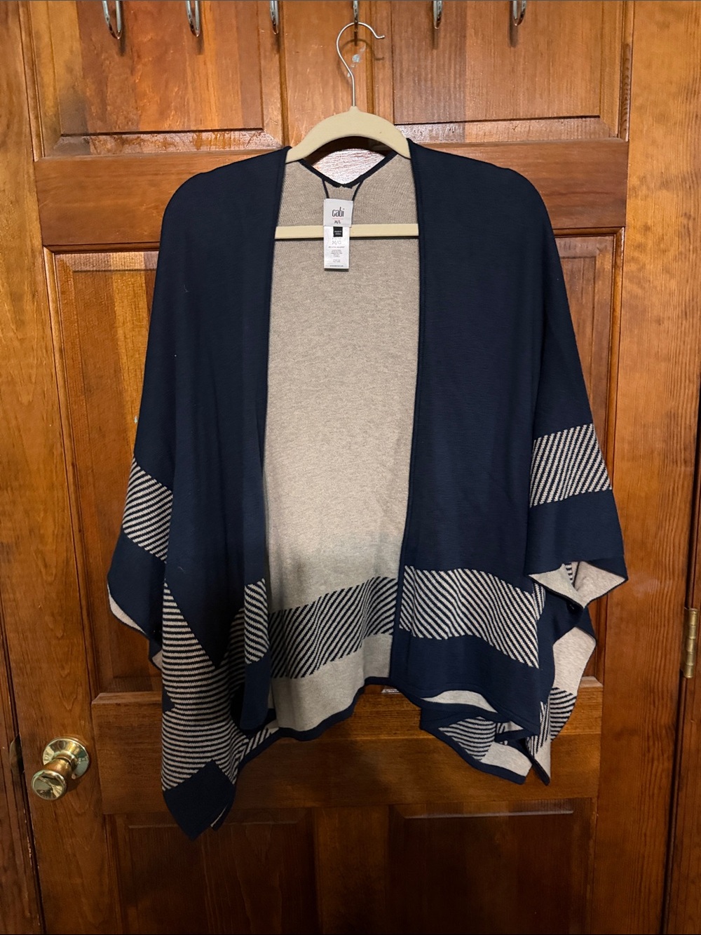 CAbi Navy and Beige Open-Front Knit Wrap